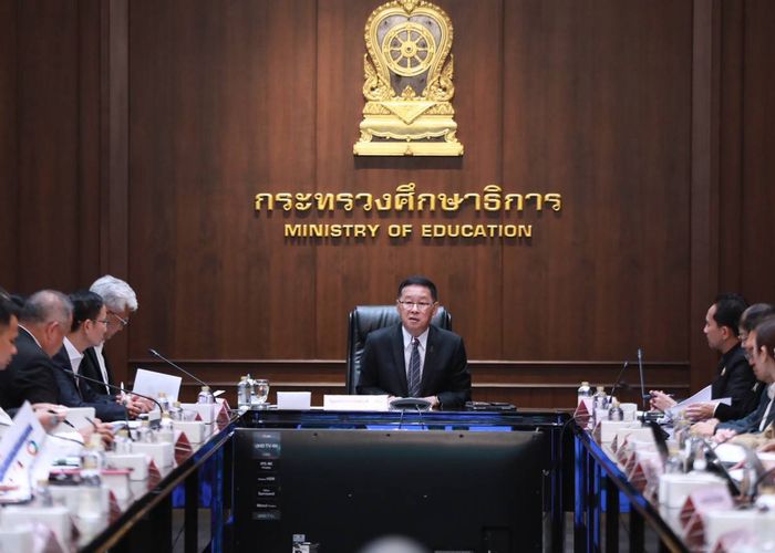 รมว.ศธ. จับมือสำนักงบฯ วางกรอบงบปี 70 ย้ำขับเคลื่อน 'พัฒนาทุนมนุษย์' พร้อมบริหารทรัพยากรตอบโจทย์นโยบายการศึกษา 5 ด้าน