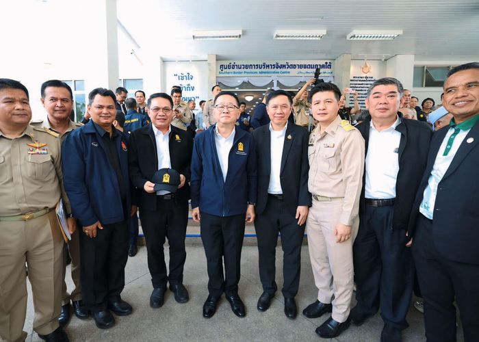 'รมว.ประเสริฐ' ร่วมคณะนายกฯ ตรวจราชการ 3 จังหวัดชายแดนใต้ พร้อมสร้างความเข้าใจ ยกระดับการศึกษาในพื้นที่