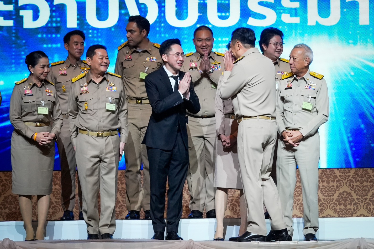 ยศชนัน