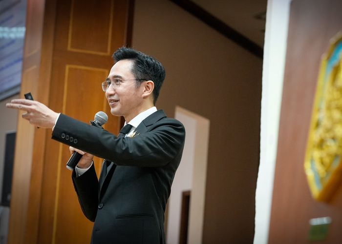 'ยศชนัน' ย้ำ 'การศึกษา' คือเรื่องของทุกคนและทุกโครงสร้างในประเทศ ไม่ใช่แค่เรื่องของครูหรือโรงเรียน