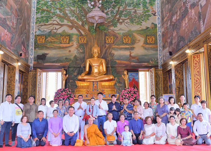 พ.ต.อ.ทวี สอดส่อง เป็นประธานพิธีอุปสมบทและร่วมสืบสานประเพณีสงกรานต์ ณ จังหวัดสุราษฎร์ธานี