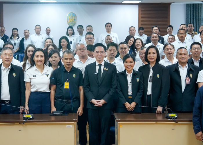 'ยศชนัน' เปิดวิสัยทัศน์ด้านการศึกษา นักเรียน วปอ. ชูยุทธศาสตร์ เศรษฐกิจ-สังคม-คมนาคม กับการศึกษา คือเรื่องเดียวกัน