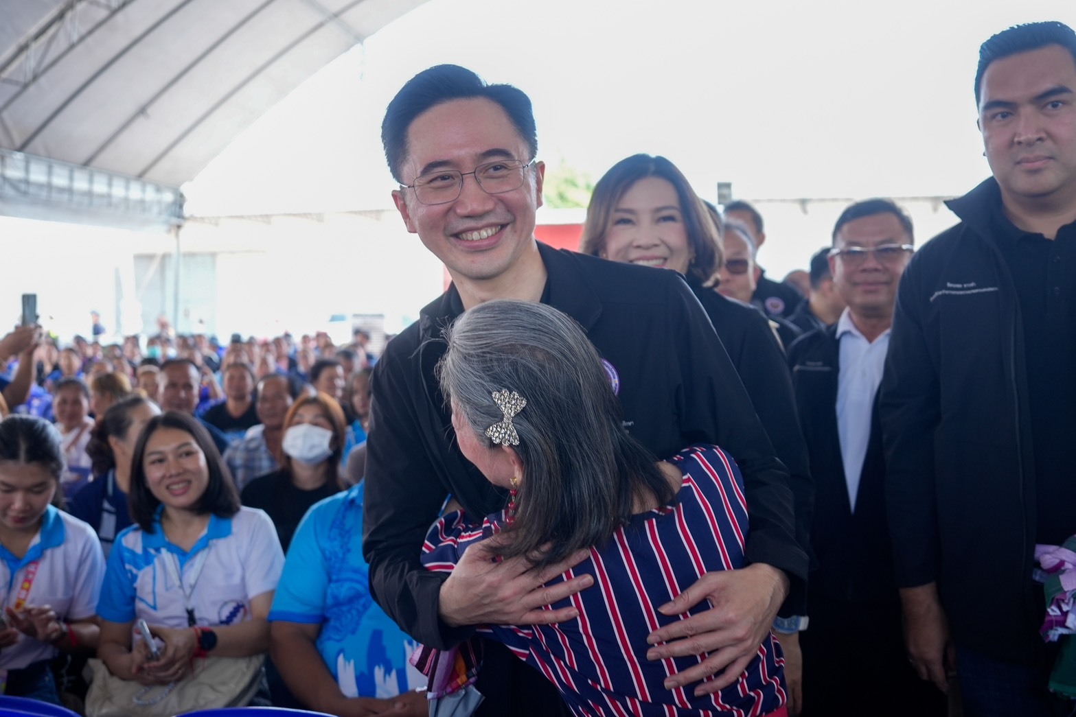 ยศชนัน ปุ๋ยสั่งตัด