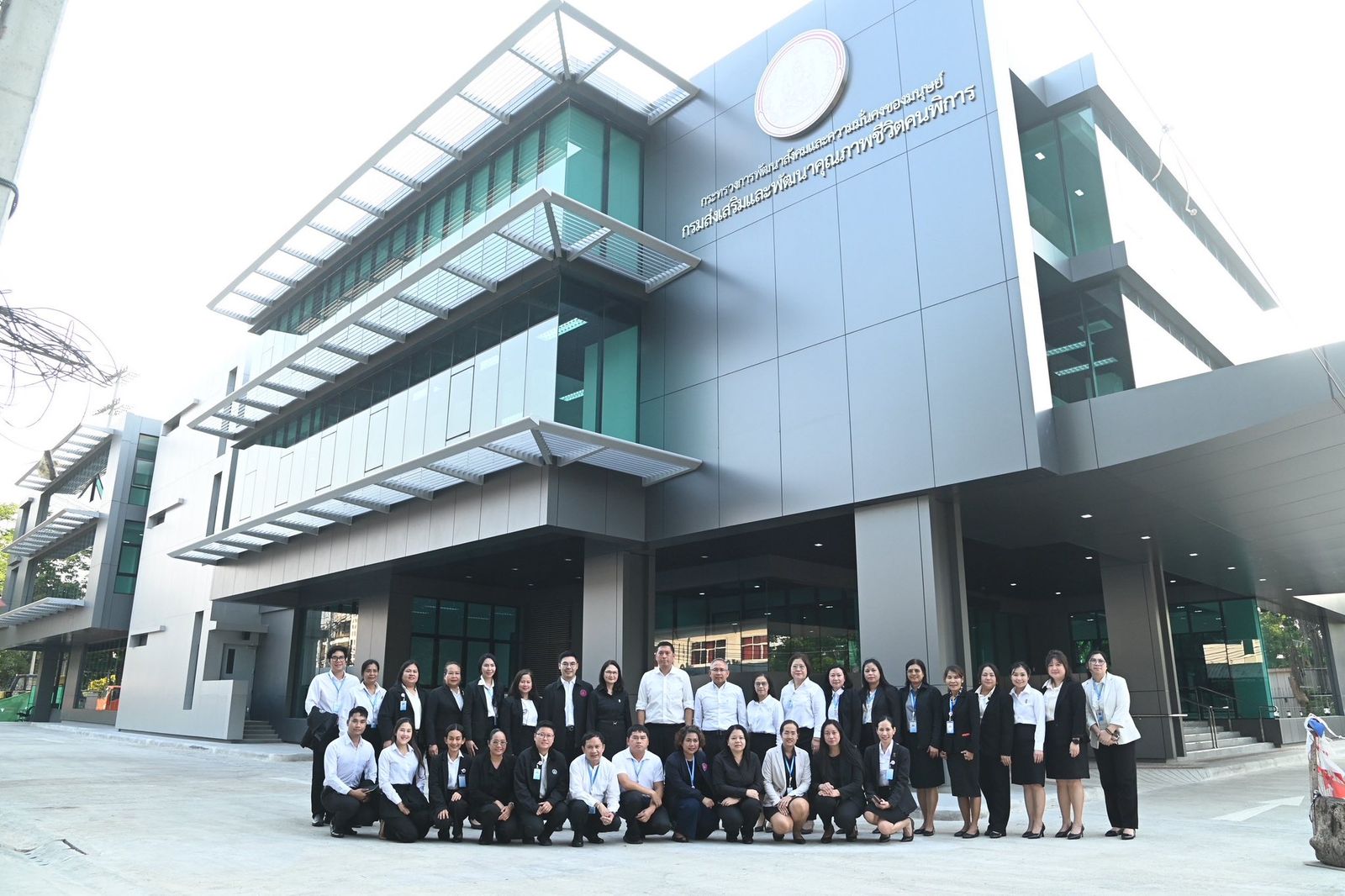 นิกร โสมกลาง รัฐมนตรีว่าการกระทรวงการพัฒนาสังคมและความมั่นคงของมนุษย์ 