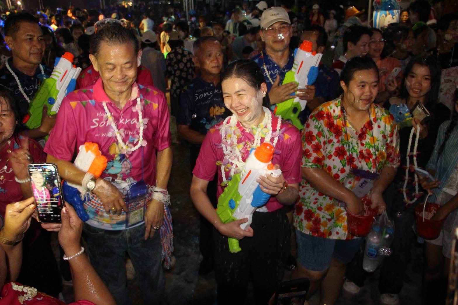 สงกรานต์ร้อยเอ็ด.png