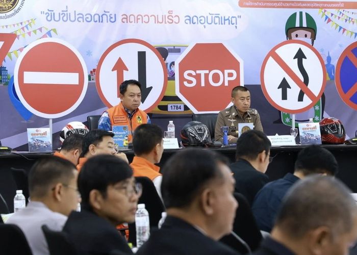 ศปถ.เผยอุบัติเหตุช่วงสงกรานต์ 2569 (10 เม.ย. 69) วันแรก เกิดอุบัติเหตุ 135 ครั้ง เจ็บ 132 คนเสียชีวิต 20 ราย สาเหตุหลัก ขับรถเร็วเกินกำหนด