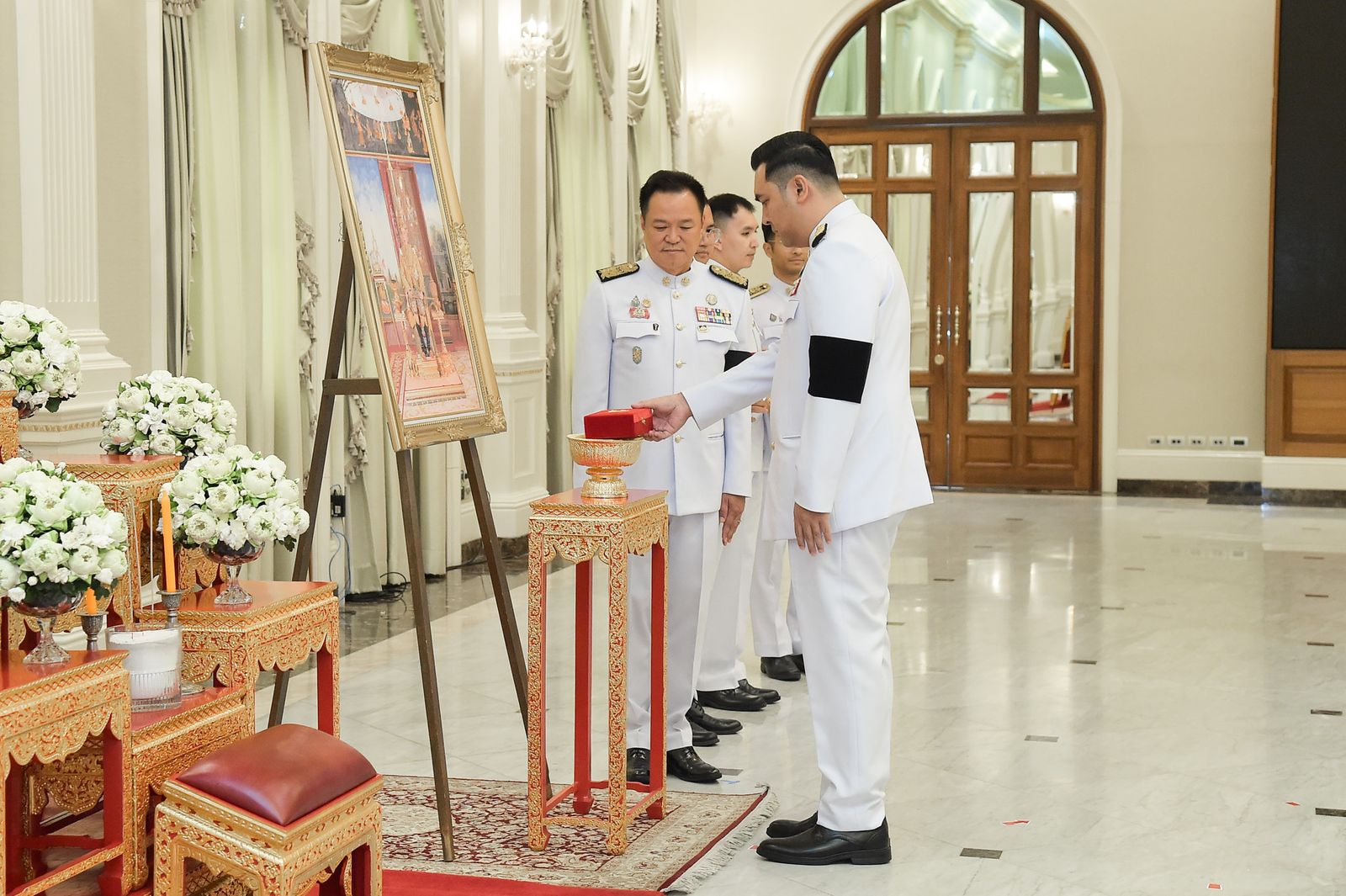 พิธีรับพระราชทานเครื่องราชอิสริยาภรณ์