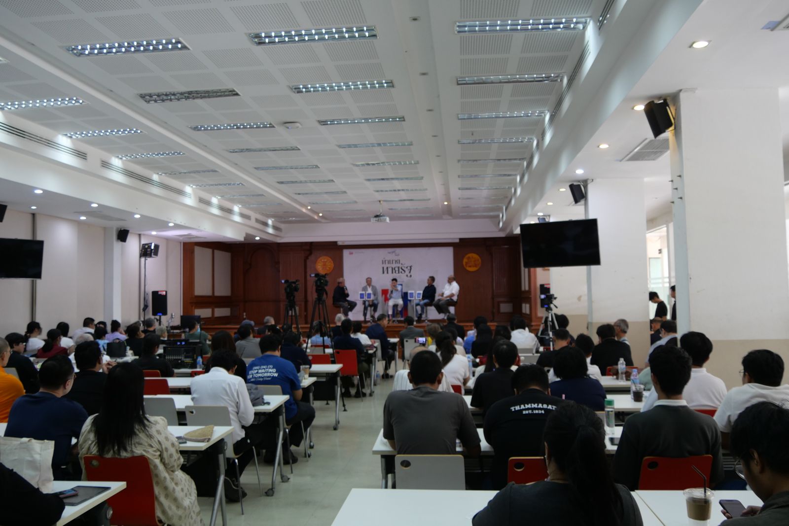 S__13950995_0.jpg