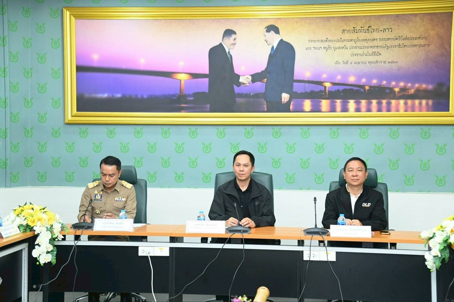 สรวุฒิ เนื่องจำนงค์