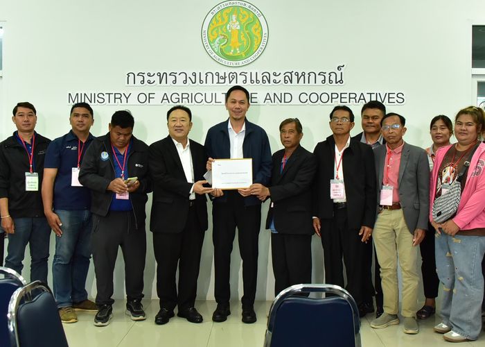 เลขานุการ รมว.กษ. รับข้อเสนอผู้ปลูกข้าวโพดเลี้ยงสัตว์ หารือมาตรการดูแลหวั่นผลกระทบนำเข้า GMO