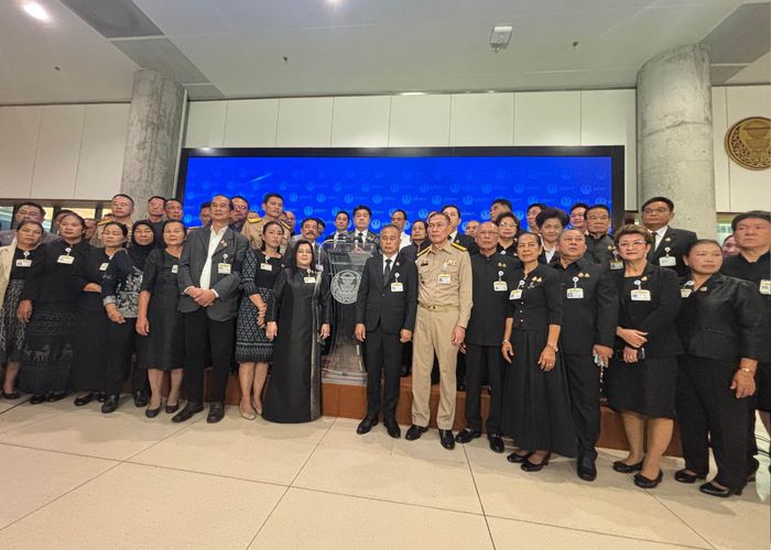 89 สว. แถลงขอให้หัวหน้าพรรคประชาชน ชี้แจงใน 3 วัน กรณีพาดพิงการทำหน้าที่ ยืนยันปฏิบัติตามรัฐธรรมนูญ
