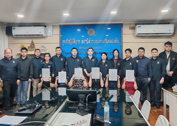 เดินหน้ากวาดล้างเชิงรุก! ตำรวจ ตม. ผนึก กรมการจัดหางาน และ สช.บุกค้นโรงเรียนไร้ใบอนุญาตกลางกรุง
