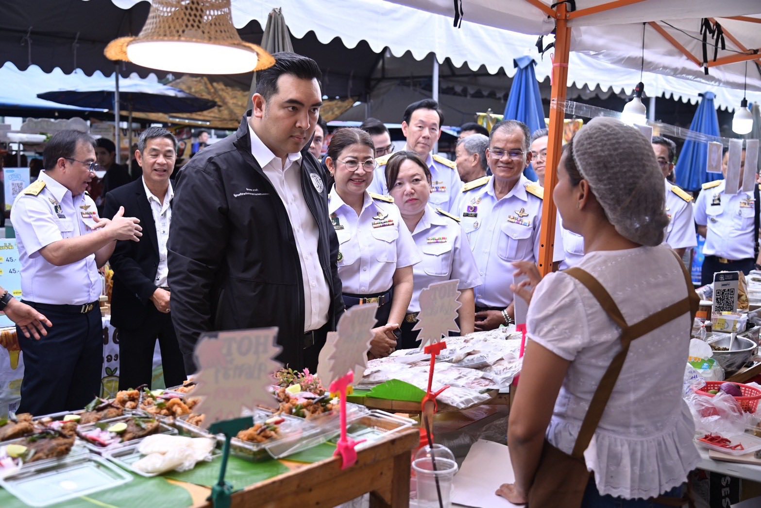 วัชระพล ขาวขำ ประมง