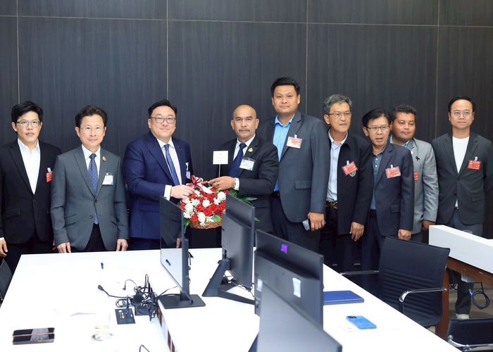 'จุลพันธ์' รับหนังสือสมาคมประมงฯ ยัน เร่งแก้ปัญหาขาดแคลนแรงงาน ให้ผู้ประกอบการเดินหน้าได้