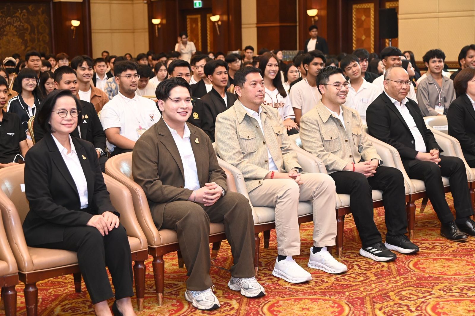 นิกร โสมกลาง กระทรวงการพัฒนาสังคมและความมั่นคงของมนุษย์