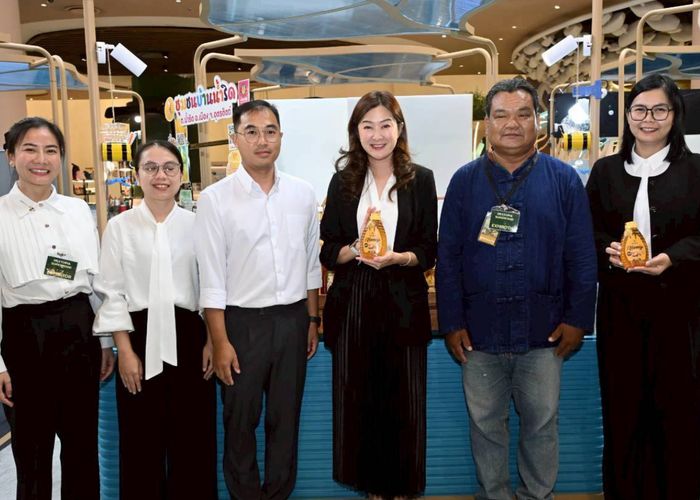 'ปิยะรัฐชย์' รมช.เกษตรฯ ดันสินค้าแมลงเศรษฐกิจยกระดับคุณภาพสู่ตลาดโลก คู่สินค้าเกษตรเป็นมิตรต่อสิ่งแวดล้อม