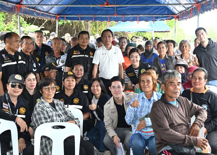 รมช.ปิยะรัฐชย์ ลุยอุตรดิตถ์ พัฒนาบริการวิชาการและการถ่ายทอดเทคโนโลยีทางการเกษตร รวมถึงแหล่งกักเก็บน้ำแก่เกษตรกรในพื้นที่ห่างไกล