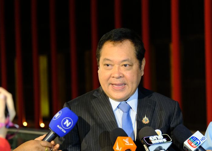 'ทวี' ห่วงคนไทย 65.8 ล้านคน ต้องร่วมแบกรับหนี้ใหม่ 4 แสนล้าน ชี้รัฐต้องใช้จ่ายตามกฎหมาย-ไม่ใช่ตามความรู้สึก