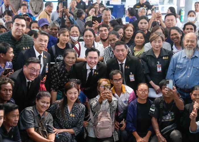 'ยศชนัน' เป็นผู้แทนรัฐบาลรับหนังสือและหารือกับกลุ่มสมัชชาเกษตรกรภาคอีสานและสมาพันธ์เกษตรกรอีสาน นัดประชุมแก้ปัญหา 8 ก.ค.นี้