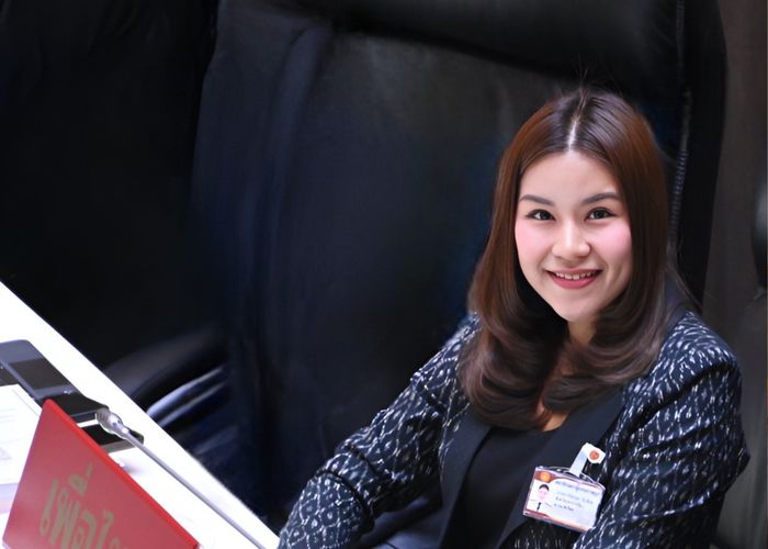 'ปิยะนุช' สส.เพื่อไทย ขอรัฐเพิ่มเงินช่วยชาวนาไร่ละ 2,000 บาท เร่งขยายสิทธิสวัสดิการกลุ่มเปราะบาง