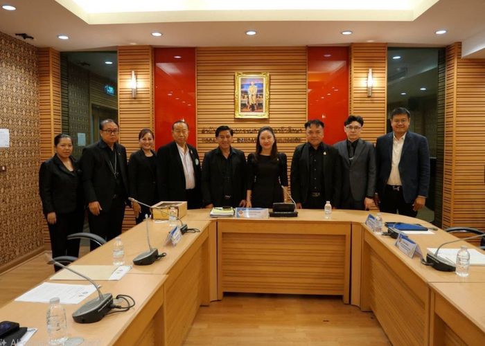 สพฐ. ผนึกชุมนุมสหกรณ์ออมทรัพย์ครูไทย เดินหน้าแก้หนี้ครูเชิงรุก เร่งช่วยกลุ่มวิกฤต พร้อมลดดอกเบี้ยต่ำกว่า 4.75%