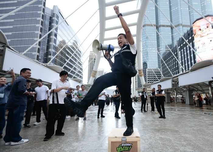 ชัชชาติ เบอร์ 9 เปิด 'ทริปทัวร์ทั่วกรุง' หาเสียง 24 ชั่วโมง โค้งสุดท้ายก่อนเลือกตั้ง ชวนคนกรุงออกไปใช้สิทธิ 28 มิ.ย. นี้