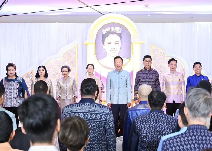 นายกฯ เปิดนิทรรศการเฉลิมพระเกียรติ เนื่องในโอกาสพระราชพิธีมหามงคลเฉลิมพระชนมพรรษา 4 รอบ สมเด็จพระนางเจ้าฯ พระบรมราชินี 3 มิถุนายน 2569