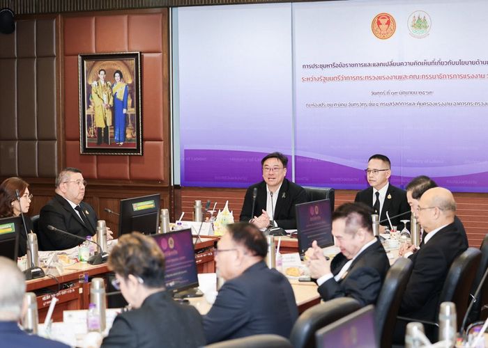 ‘จุลพันธ์’ หารือคณะกรรมาธิการการแรงงาน วุฒิสภา เร่งเครื่องปฏิรูปประกันสังคม-รับมือสังคมสูงวัย-ยกระดับทักษะแรงงานยุค AI