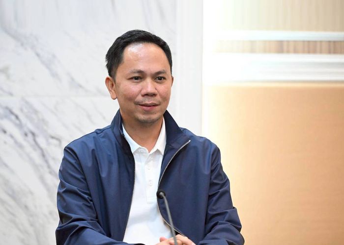 'สุริยะ' มอบ 'สรวุฒิ' รับข้อเสนอจาก 5 องค์กรในอุตสาหกรรมมันสำปะหลังไทย เร่งแก้ปัญหาการขาดแคลนท่อนพันธุ์สะอาดและโรคใบด่าง