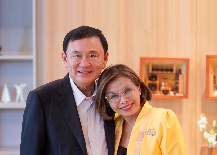 'สส.มนพร' ยกย่อง 'ทักษิณ ชินวัตร' วีระบุรุษทางการเมือง พร้อมอวยพรวันคล้ายวันเกิด 77 ปี