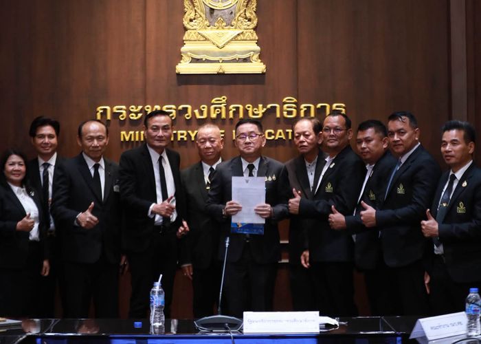 รมว.ประเสริฐ รับข้อเสนอ ส.บ.ม.ท. กางความคืบหน้า ดัน พ.ร.บ.การศึกษาเข้าสภา ธ.ค.นี้