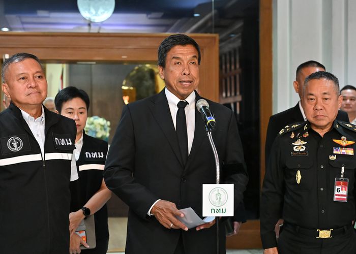 ผู้ว่าฯ ชัชชาติ จับมือ กอ.รมน. ตั้งกรรมการร่วมยกระดับความมั่นคงทั่วกรุง เดินหน้าจัดระเบียบเมือง ปราบแรงงานเถื่อน นอมินี ยาเสพติด