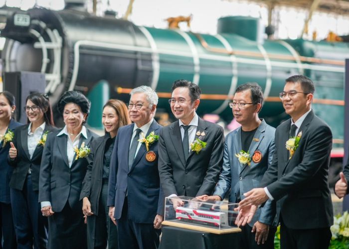 'ยศชนัน' ส่งมอบ 'รถไฟไทยทำ' ขบวนแรกให้ รฟท. ผลลัพธ์จากทุนวิจัยที่ต่อยอดสู่เชิงพาณิชย์ ไทยออกแบบและผลิตเอง 100%