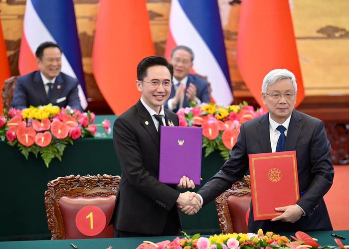 'ยศชนัน' ร่วมคณะนายกฯ เดินหน้า 5 ข้อตกลงประวัติศาสตร์ไทย-จีน ด้านวิทยาศาสตร์ ทุนมนุษย์ เทคโนโลยีอวกาศห้วงลึก นิวเคลียร์ฟิวชัน ปั้นบุคลากรทักษะสูง