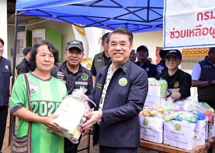 รมว.สุริยะ ติดตามน้ำท่วมเมืองปัว พร้อมสั่งชลประทานระดมเครื่องจักรเร่งช่วยเหลือประชาชน