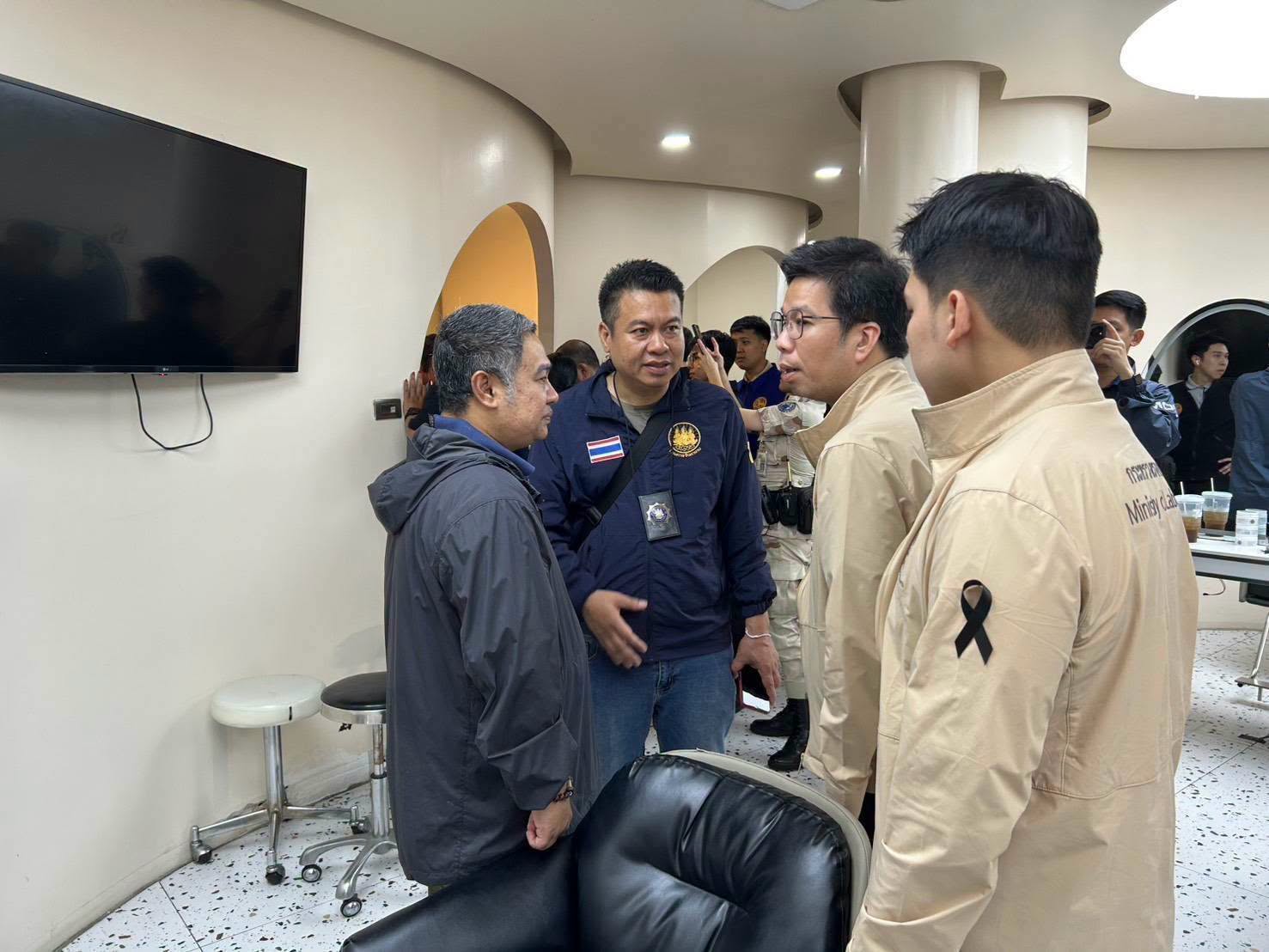 สุรชาติ กระทรวงแรงงาน