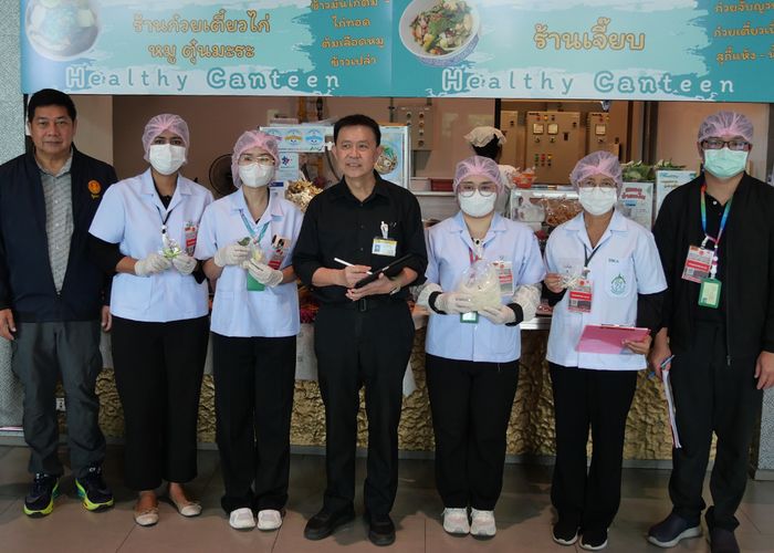 ‘สว.สุนทร’ ลุยสุ่มตรวจความปลอดภัยอาหารรัฐสภา ย้ำ ‘Safety Food Journey’ ดันมาตรฐานสร้างความมั่นใจผู้บริโภค
