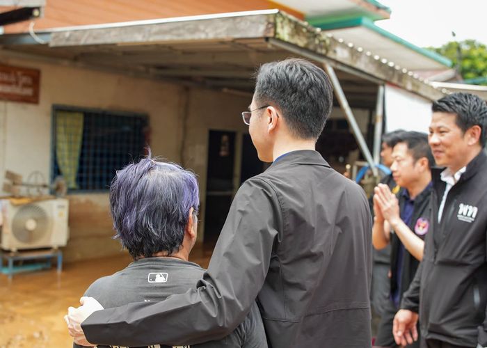 'ยศชนัน' อัปเดตฟื้นฟูน้ำท่วมน่านวันที่ 3 อนุมัติงบฉุกเฉิน ระดมทหาร-เครื่องจักรกู้ อ.ปัว พร้อมดันระบบวิศวกรรมจัดการน้ำน่าน พัฒนาระบบเตือนภัย