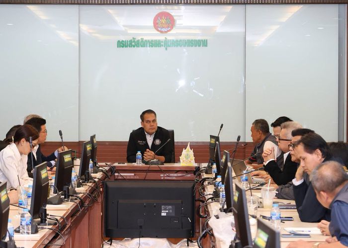 ‘จุลพันธ์‘ ส่ง โฆษกฯ  รับฟังข้อคิดเห็นกลุ่มเครือข่ายแรงงาน กรณีการปรับสูตรคำนวณบำนาญชราภาพ CARE
