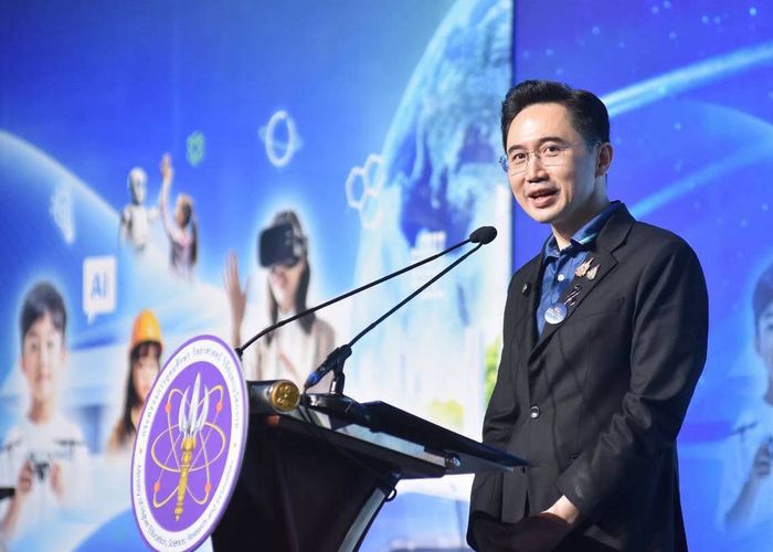 'ยศชนัน' เปิดฉากมหกรรมวิทย์ฯ 69 ชูพลังนวัตกรรมแก้ปัญหาโลก พลิกโฉมวิทยาศาสตร์ให้เป็นเรื่องใกล้ตัว เปิดพื้นที่สร้างแรงบันดาลใจ