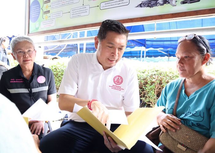 'นิกร' นำทีม พม. ลุยพิษณุโลก ช่วยประชาชนมีที่ดินทำกิน มอบสิทธิสวัสดิการของรัฐถึงมือกลุ่มเปราะบาง