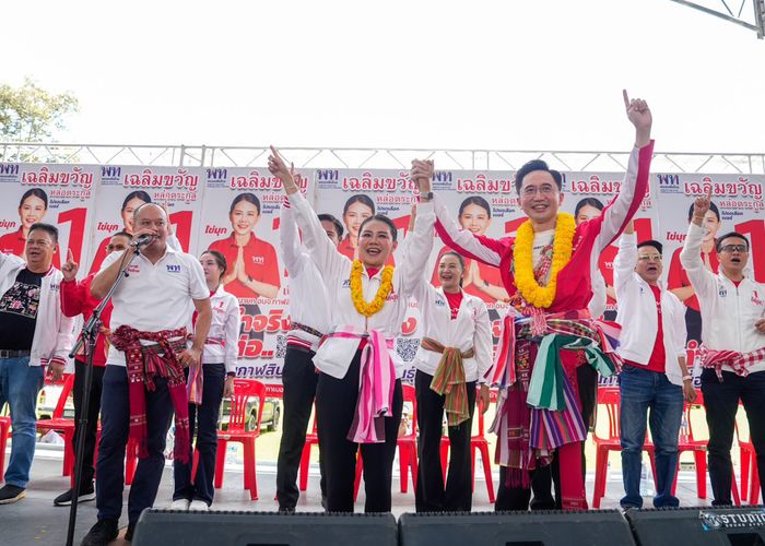 กาฬสินธุ์แตก! เปิด 2 เวทีใหญ่หนุน 'ไข่มุก' นั่งนายก อบจ. 'ยศชนัน' ชูเชื่อมรัฐบาล-ท้องถิ่น ยกระดับคุณภาพชีวิต-ดันเกษตรนวัตกรรม