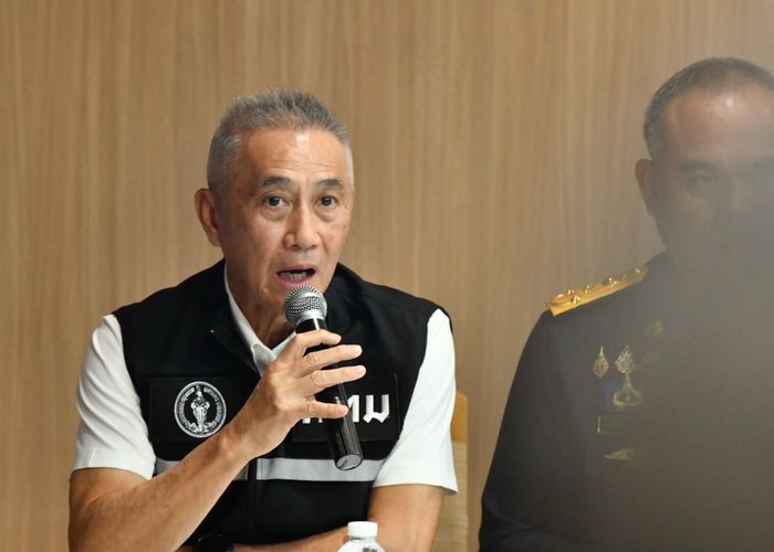 กทม. สั่ง 3 ข้าราชการ เอี่ยวขบวนการสวมสิทธิออกบัตรสีชมพู ออกจากราชการไว้ก่อน มีผลทันที 18 ส.ค. 69