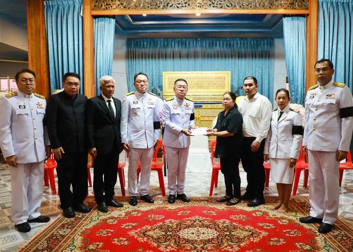 รมว.ศธ. ร่วมพิธีพระราชทานน้ำหลวงอาบศพ 'ครูขนุน' มอบรางวัล 'ครูถิรคุณ' เชิดชูเกียรติ พร้อมยกระดับเข้มความปลอดภัยโรงเรียนทั่วประเทศ