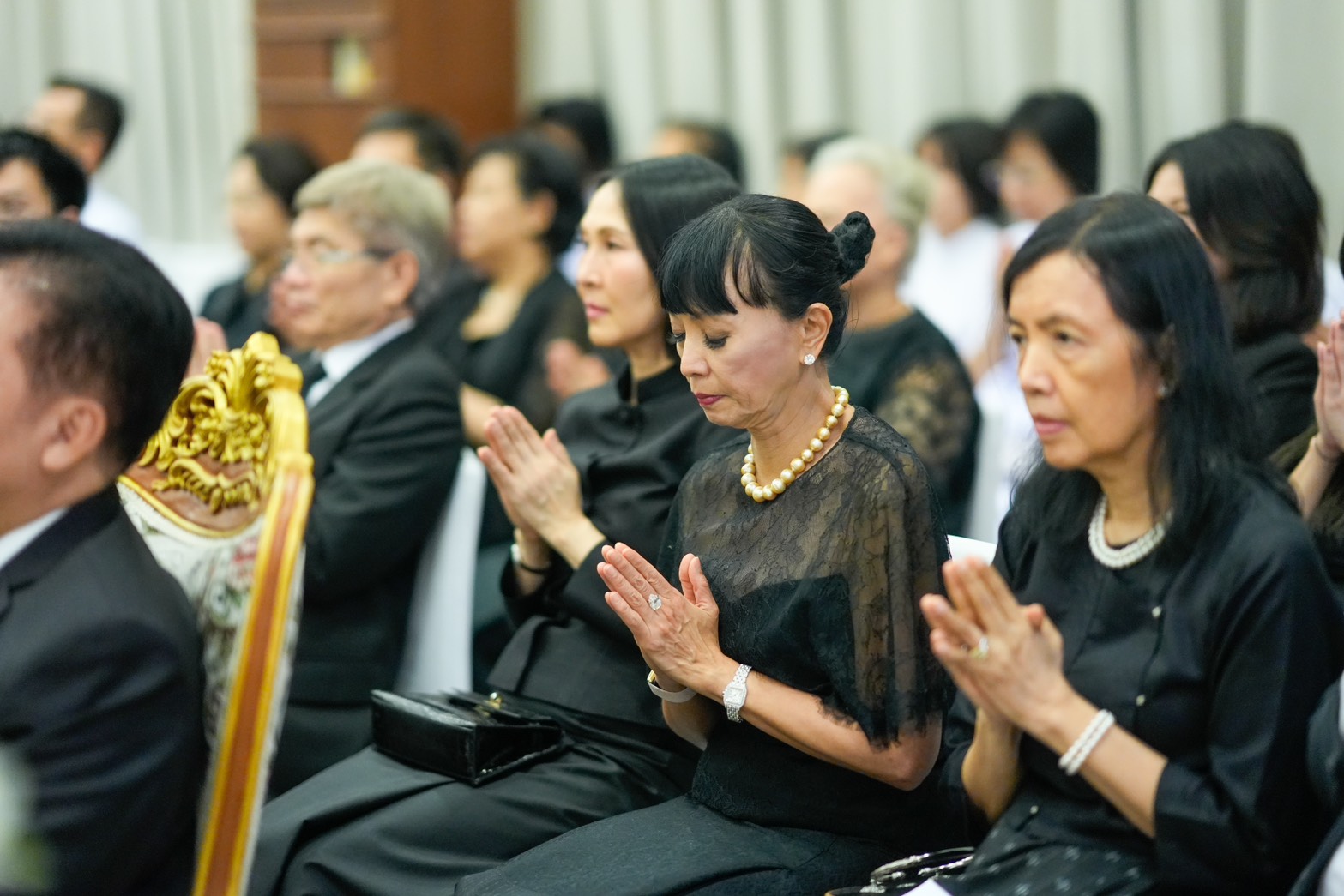 พักตร์พิไล ทวีสิน