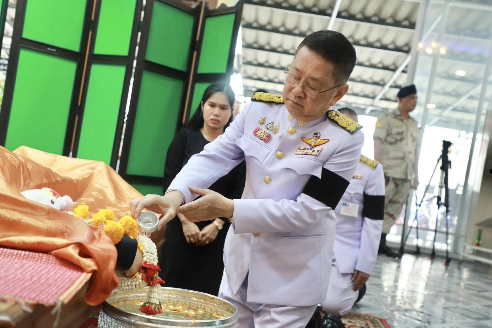 ประเสริฐ